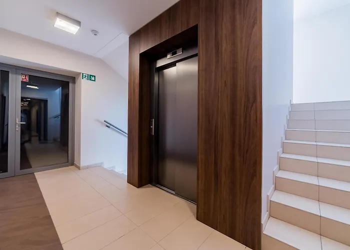 Wilczak 20b Stylish By Bookinghost